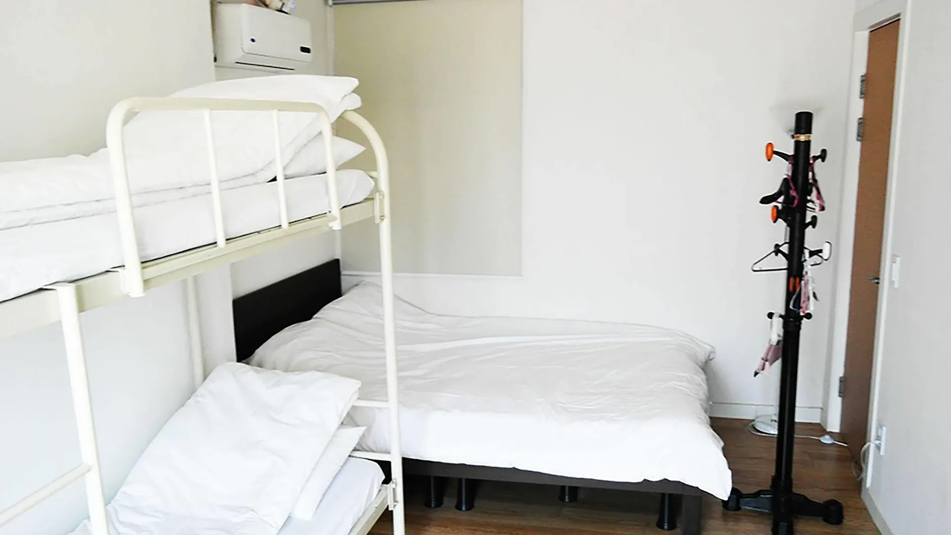 Agit Guesthouse Seoul 2*,  South Korea
